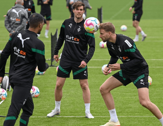 爱游戏-门兴格拉德巴赫围绕NBA总决赛再遭质疑费城76人冲刺阶段迎来里程碑，媒体一致点评：北京首钢今晚防线松动